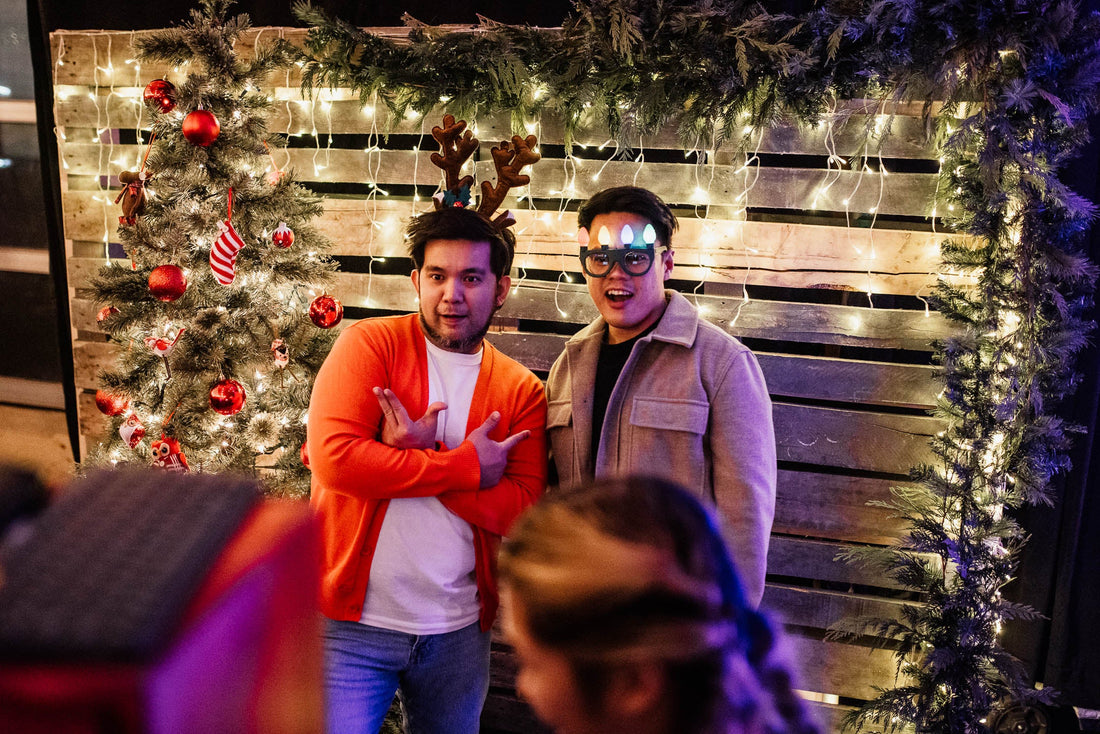 Support Local Businesses This Holiday Season