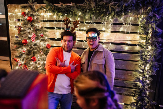 Support Local Businesses This Holiday Season